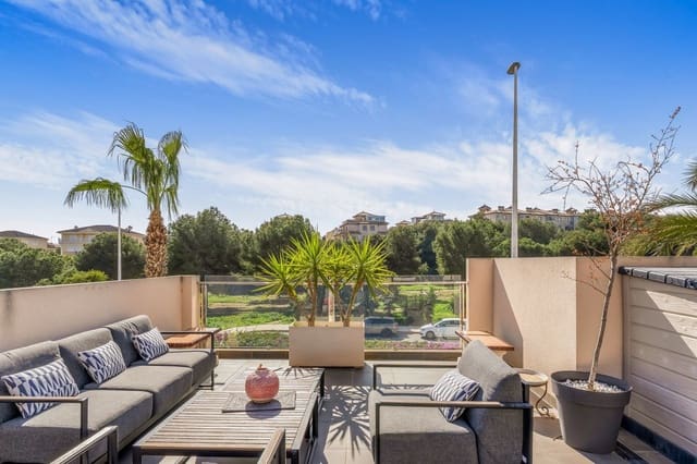 3 soveværelse Villa til salg i La Zenia, Orihuela med swimmingpool - € 499.000 (Ref: 9645668)