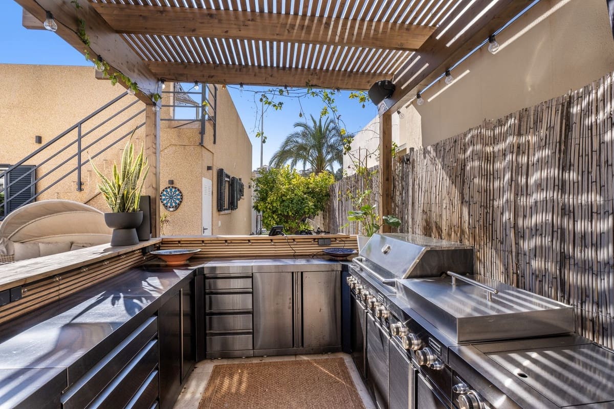 3 soveværelse Villa til salg i La Zenia med swimmingpool - € 499.000 (Ref: 9645668)