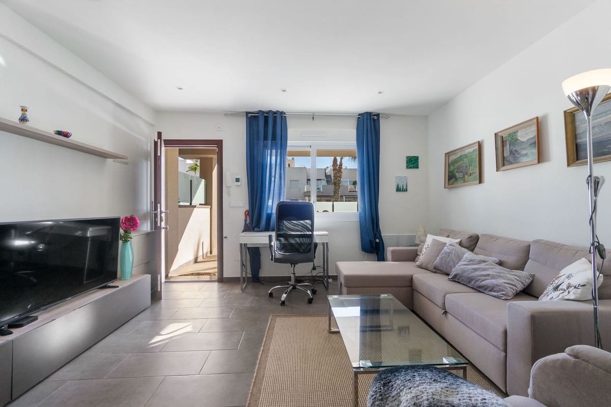 2 quarto Apartamento para venda em Torrevieja com piscina garagem - 265 000 € (Ref: 9645669)