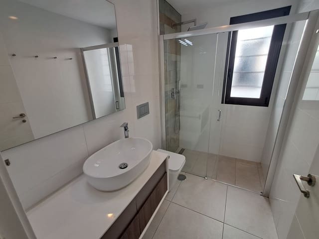 3 quarto Moradia para venda em Cabo Roig, Orihuela com piscina - 360 000 € (Ref: 9645671)