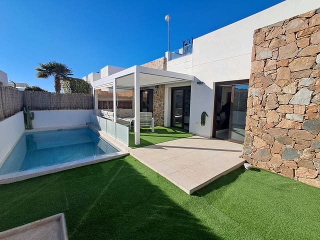 3 quarto Moradia para venda em Cabo Roig, Orihuela com piscina - 360 000 € (Ref: 9645671)
