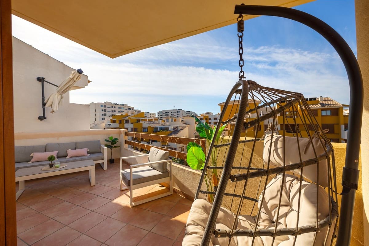 2 Zimmer Penthouse zu verkaufen in Orihuela Costa mit Pool Garage - 282.000 € (Ref: 9650768)