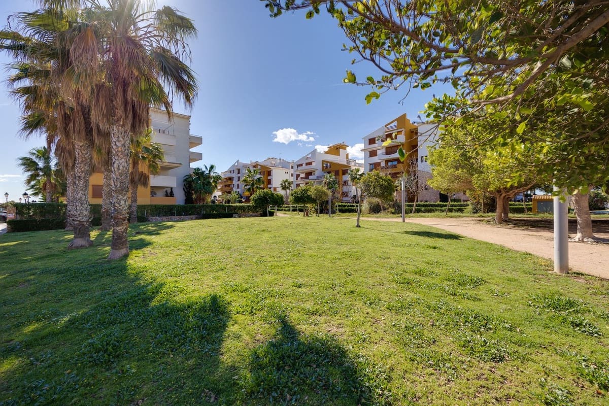 2 Zimmer Penthouse zu verkaufen in Orihuela Costa mit Pool Garage - 282.000 € (Ref: 9650768)