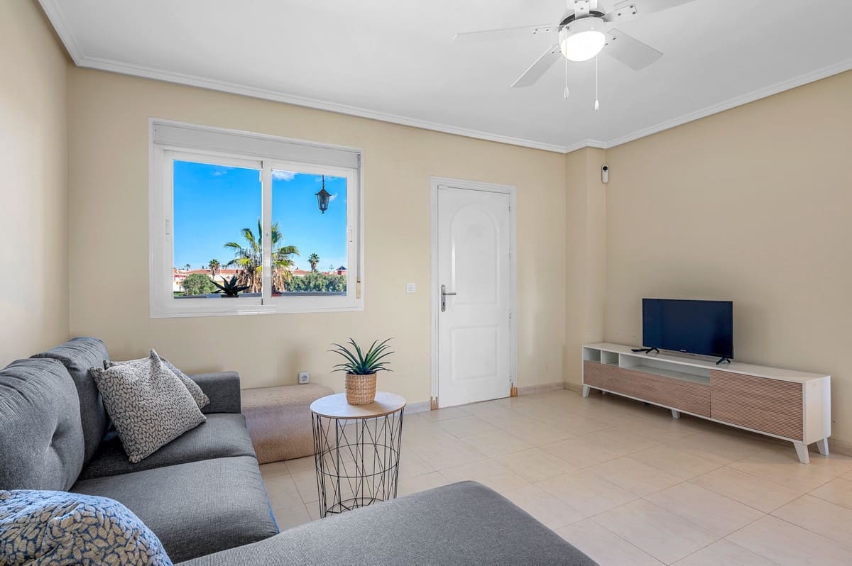 2 soveværelse Penthouse til salg i Ciudad Quesada med swimmingpool - € 159.000 (Ref: 9650769)