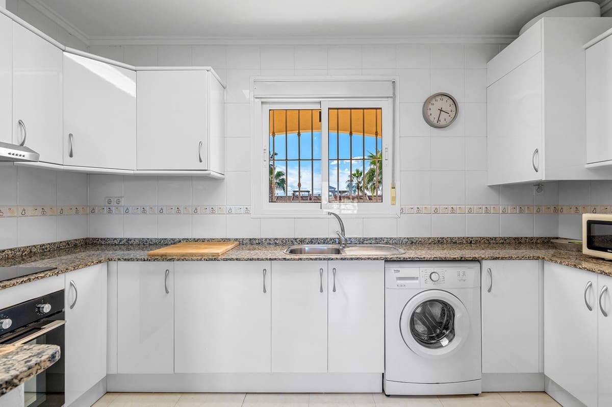 2 soveværelse Penthouse til salg i Ciudad Quesada med swimmingpool - € 159.000 (Ref: 9650769)