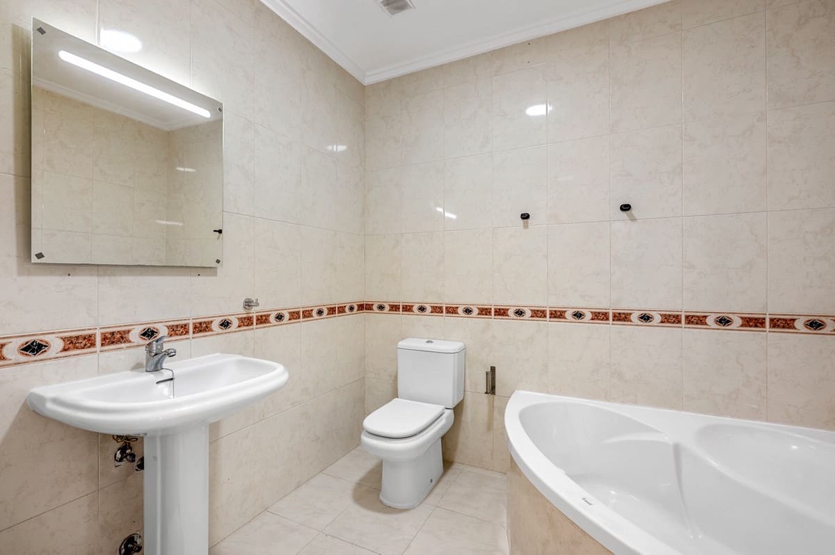 2 soveværelse Penthouse til salg i Ciudad Quesada med swimmingpool - € 159.000 (Ref: 9650769)