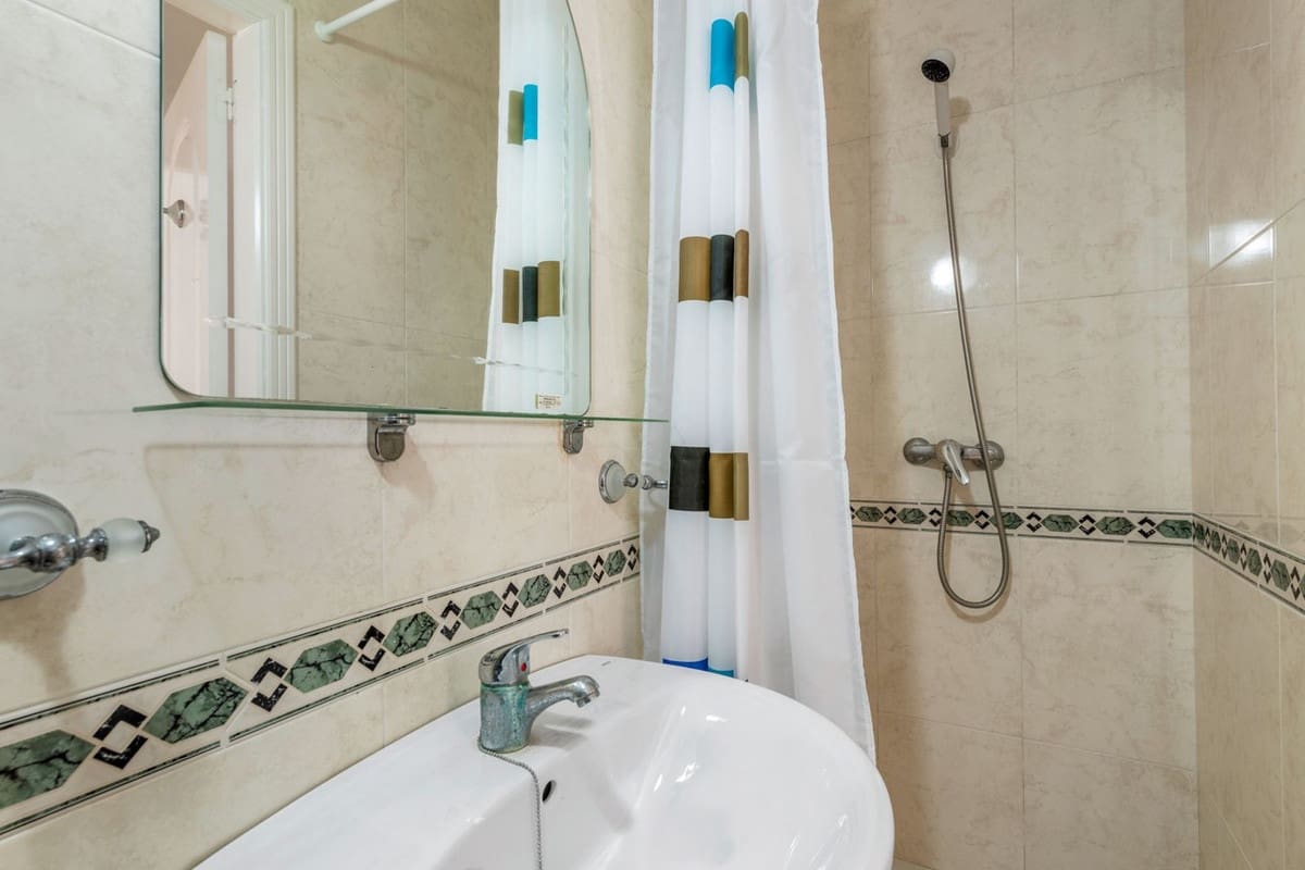 4 quarto Casa em Banda para venda em Ciudad Quesada com piscina garagem - 269 000 € (Ref: 9650771)