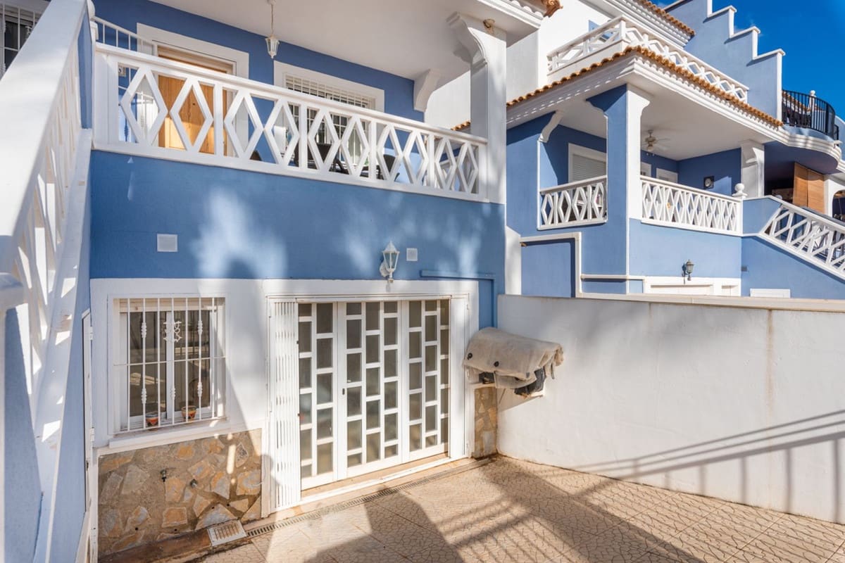 4 quarto Casa em Banda para venda em Ciudad Quesada com piscina garagem - 269 000 € (Ref: 9650771)