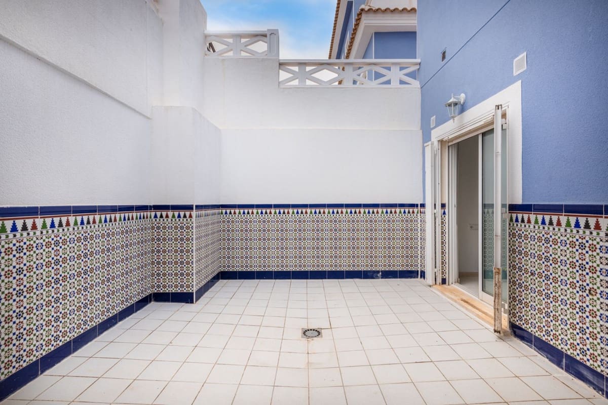 4 quarto Casa em Banda para venda em Ciudad Quesada com piscina garagem - 269 000 € (Ref: 9650771)