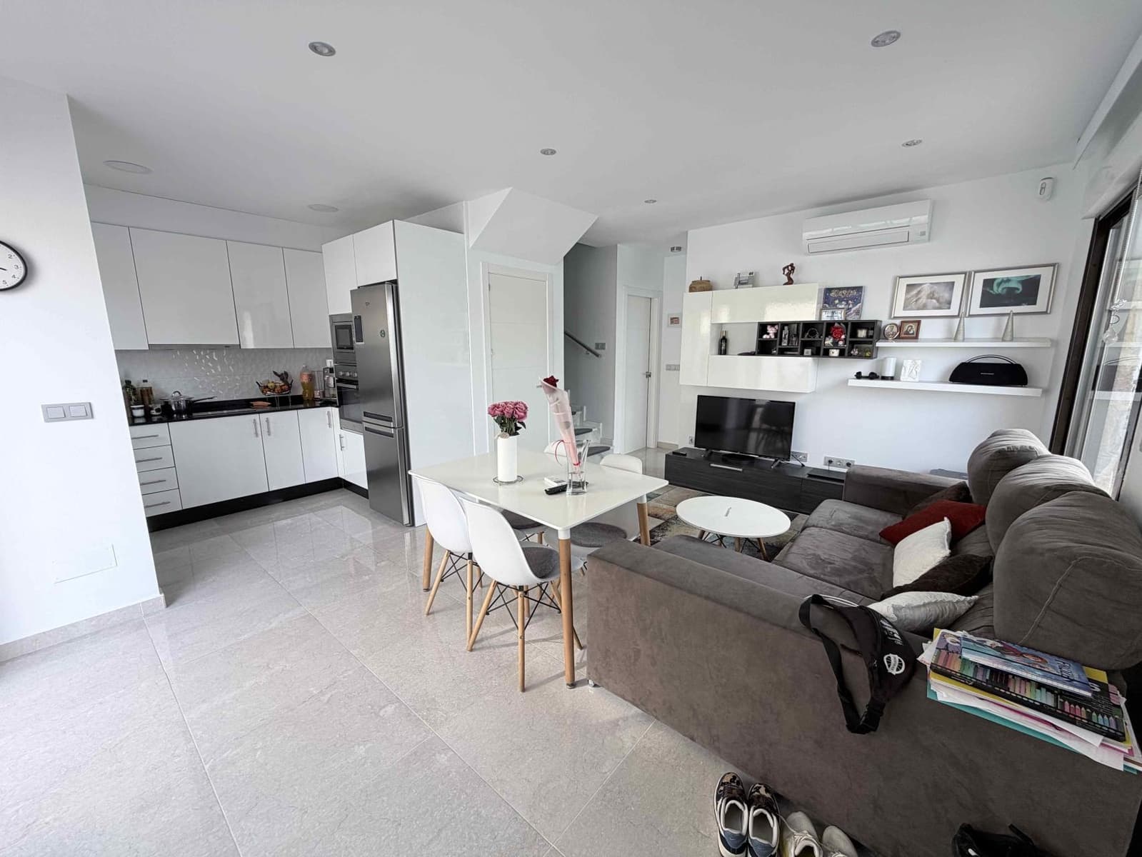 3 makuuhuone Omakotitalo myytävänä paikassa Cabo Roig mukana uima-altaan - 299 000 € (Ref: 9682266)