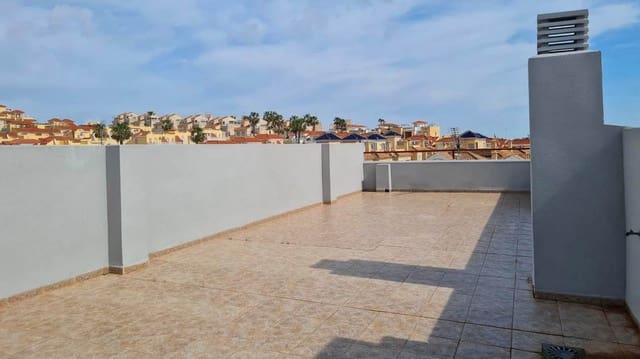 2 soverom Penthouse til salgs i Villamartin, Orihuela - € 148 000 (Ref: 9682273)