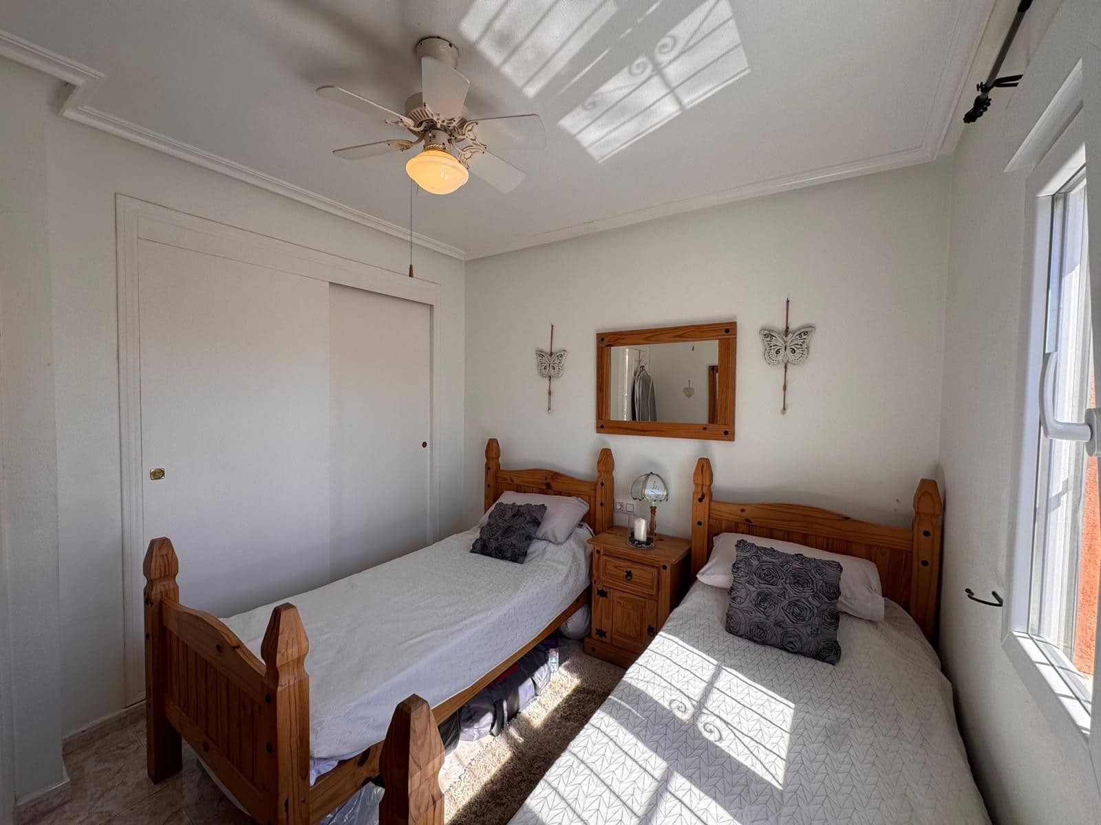 3 chambre Villa/Maison à vendre à Villamartin avec piscine - 329 995 € (Ref: 9682276)