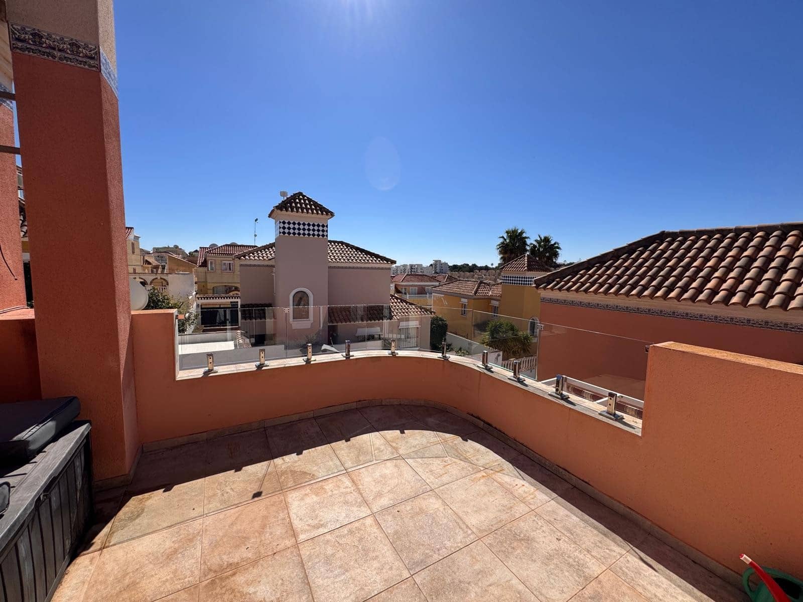 3 chambre Villa/Maison à vendre à Villamartin avec piscine - 329 995 € (Ref: 9682276)