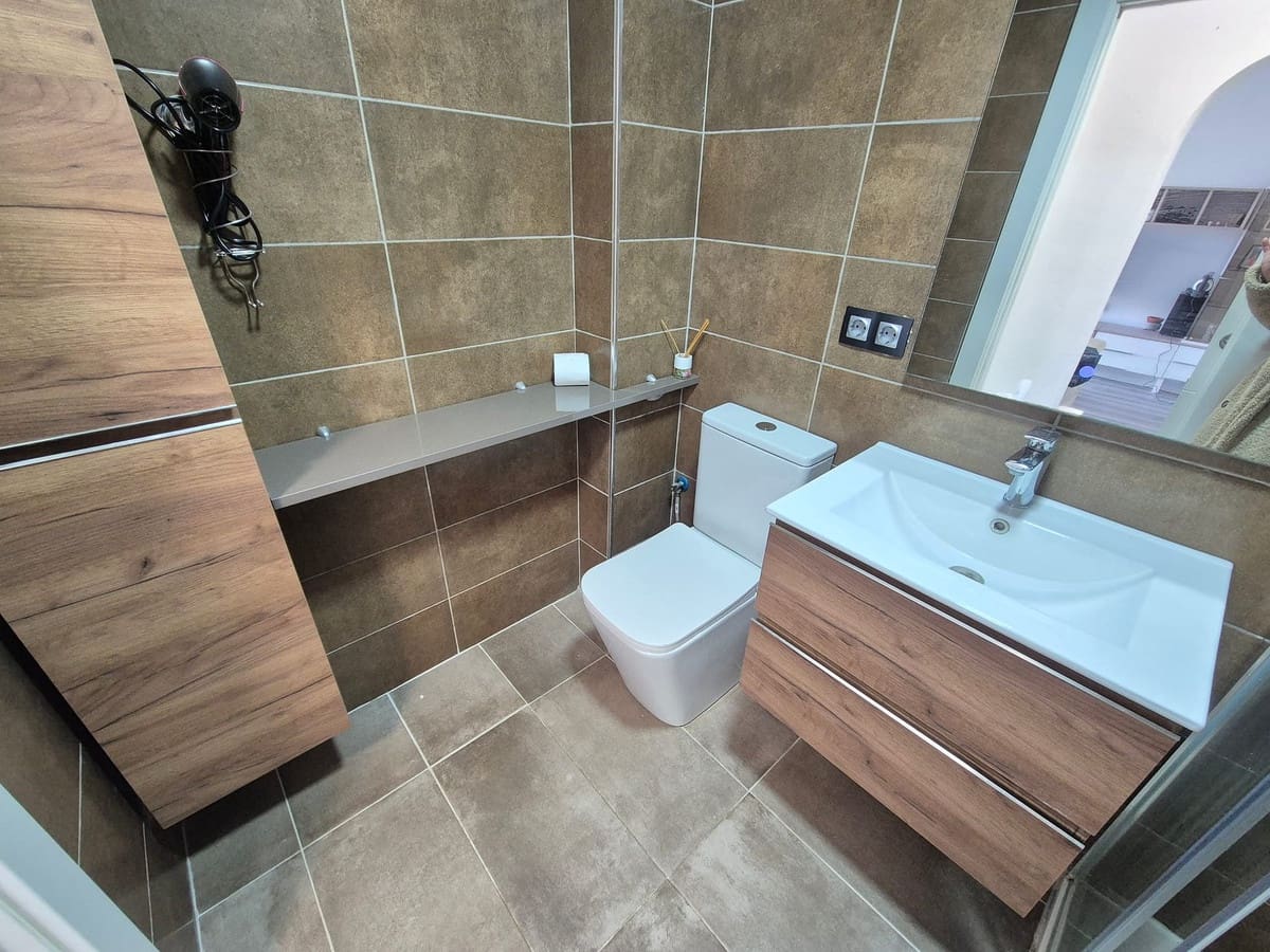 3 sypialnia Penthouse na sprzedaż w Playa Flamenca z basenem - 169 950 € (Ref: 9689954)