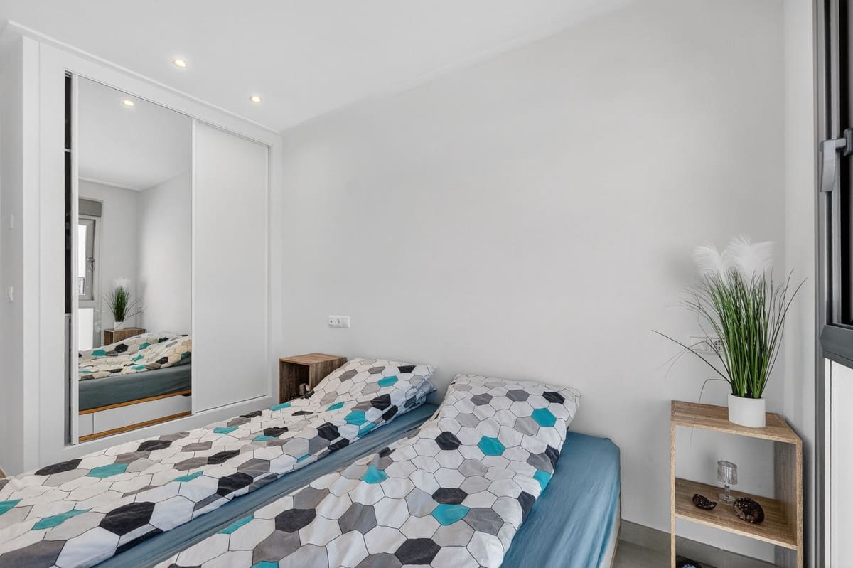 2 slaapkamer Penthouse te koop in Ciudad Quesada met zwembad - € 249.000 (Ref: 9689963)