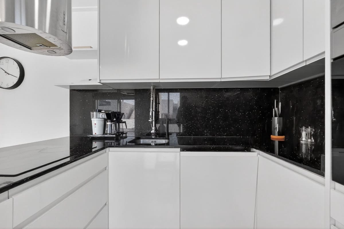 2 bedroom Penthouse for sale in Ciudad Quesada with pool - € 249,000 (Ref: 9689963)