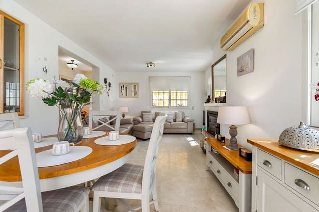 3 slaapkamer Villa te koop in Playa Flamenca, Orihuela met zwembad garage - € 365.000 (Ref: 9697804)