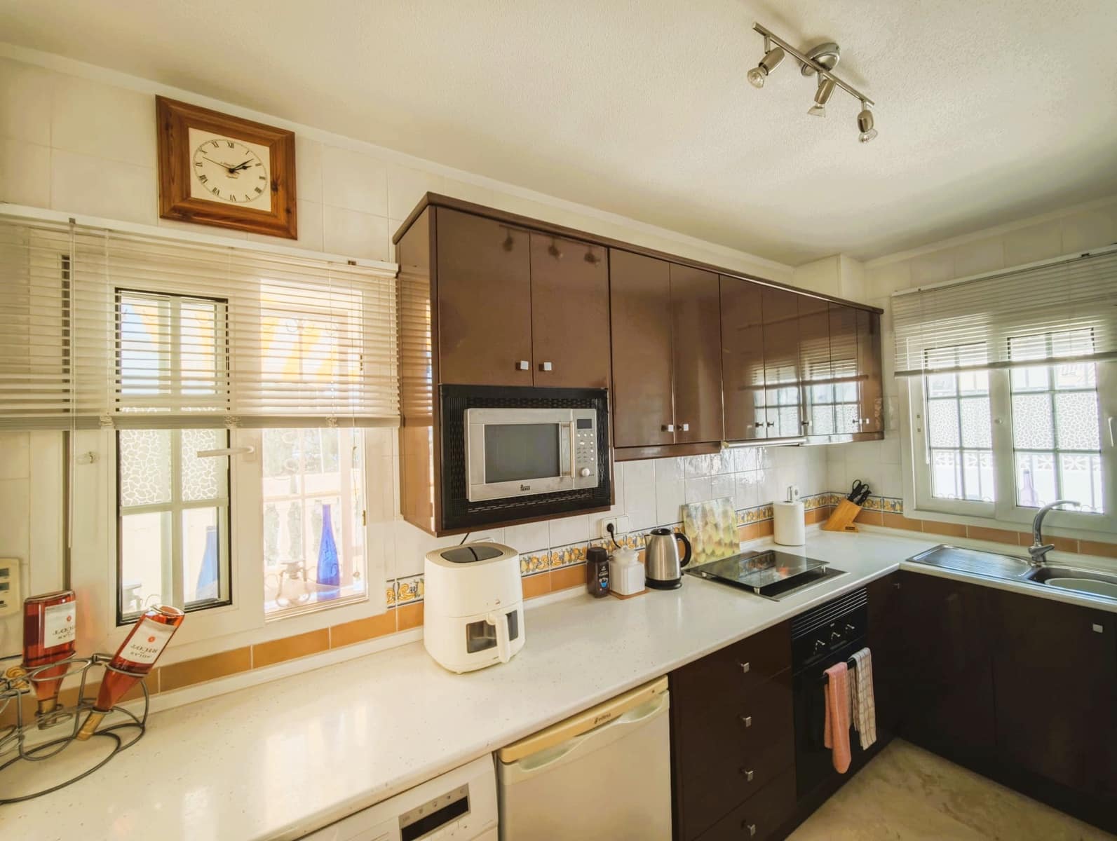 3 slaapkamer Villa te koop in Playa Flamenca met zwembad garage - € 365.000 (Ref: 9697804)