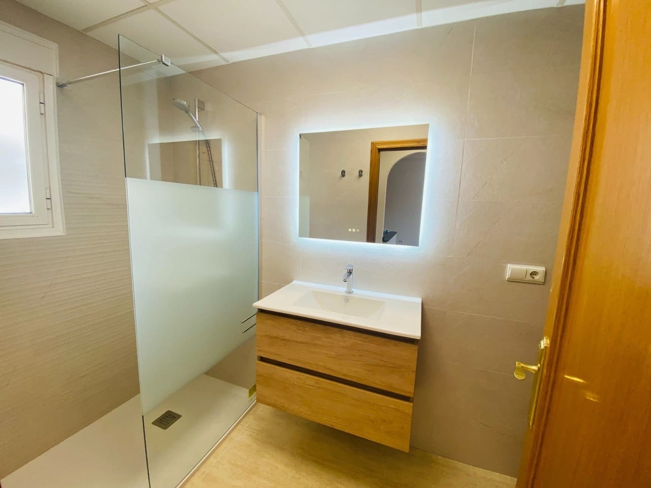 2 bedroom Apartment for sale in Villamartin with pool garage - € 174,000 (Ref: 9699923)