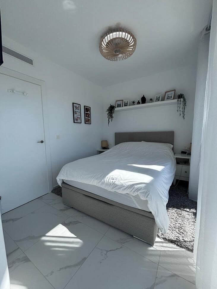 Chalet de 5 habitaciones en Villamartin en venta con piscina garaje - 595.000 € (Ref: 9700138)