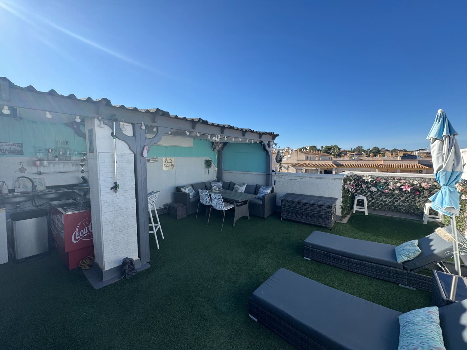 2 bedroom Apartment for sale in Villamartin with pool - € 159,950 (Ref: 9703289)