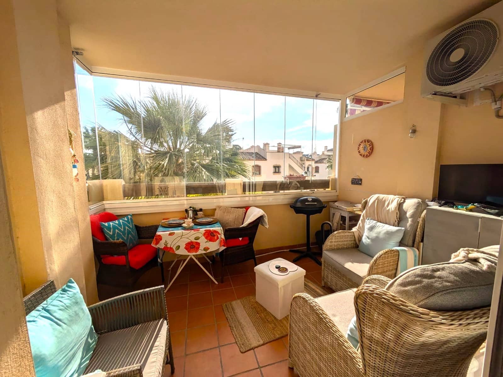 2 bedroom Apartment for sale in Playa Flamenca with pool garage - € 176,000 (Ref: 9703295)
