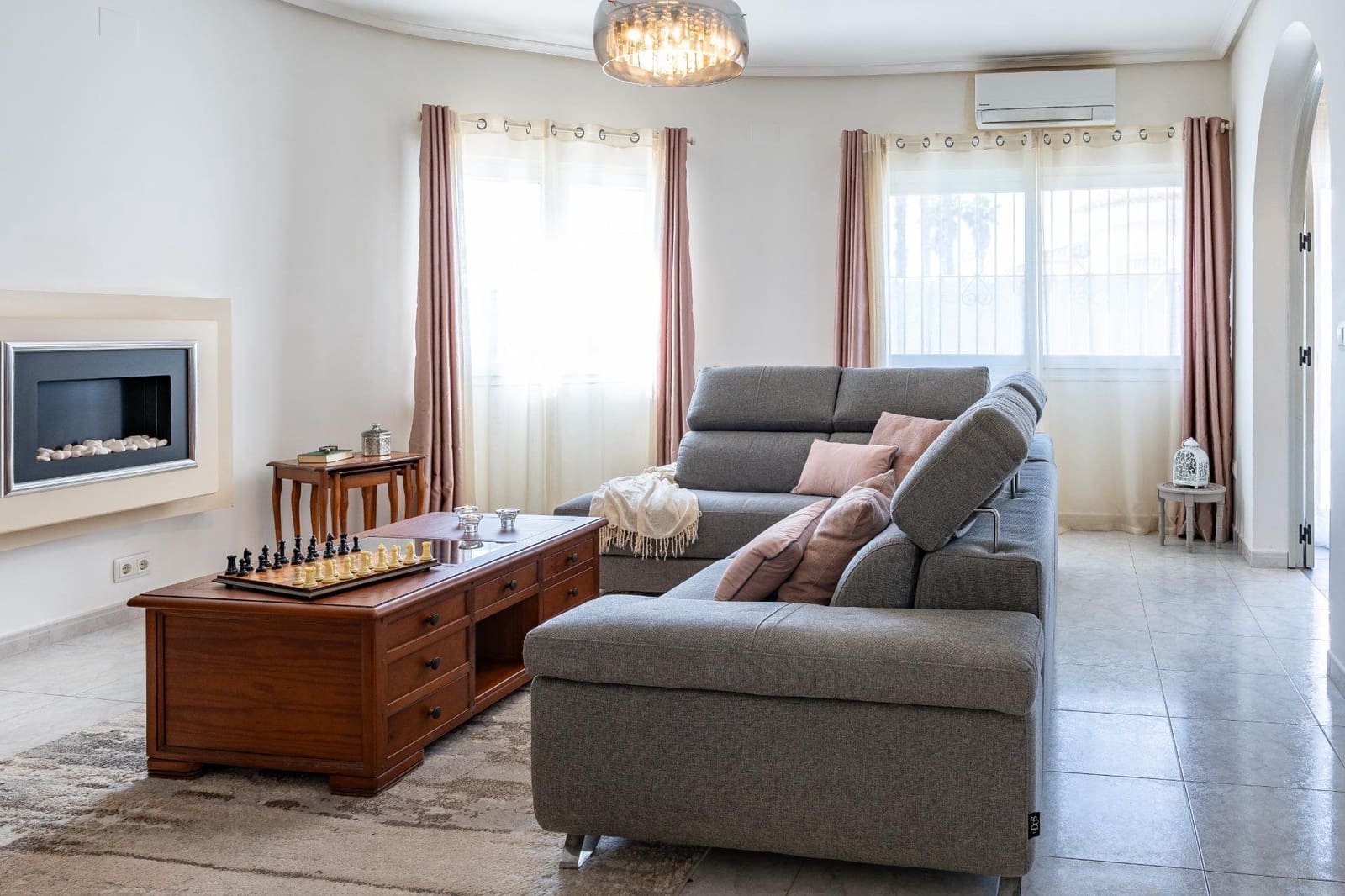 3 sovrum Villa till salu i Playa Flamenca med pool garage - 585 000 € (Ref: 9703296)