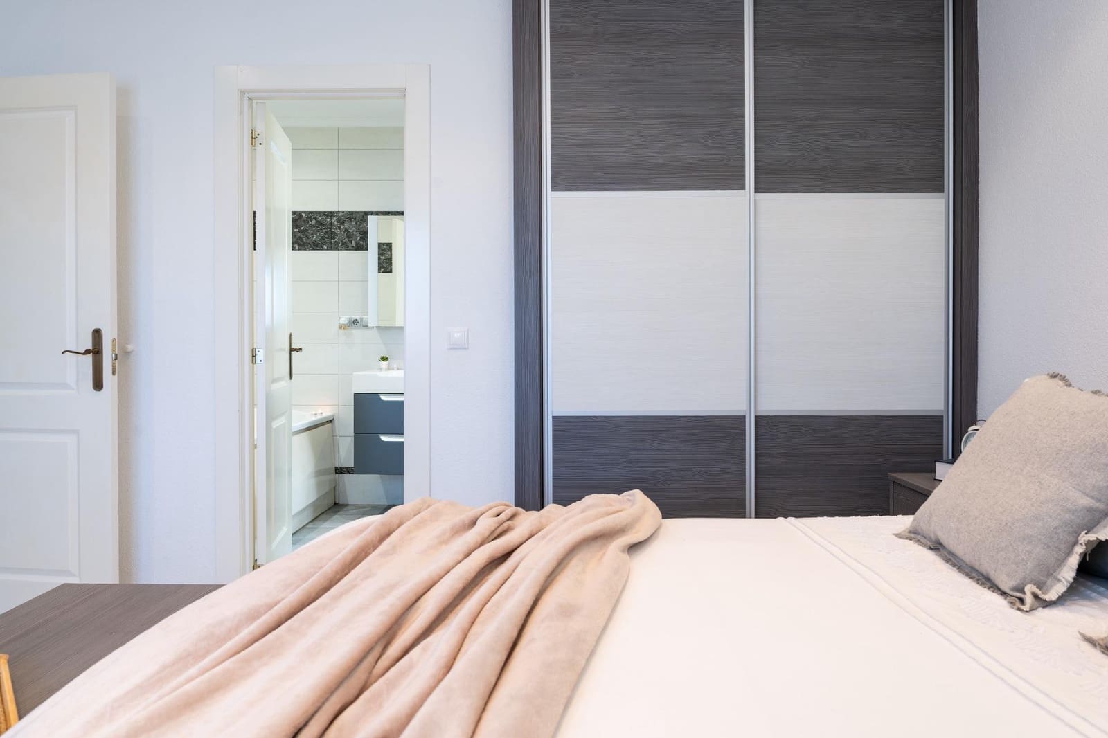 3 sovrum Villa till salu i Playa Flamenca med pool garage - 585 000 € (Ref: 9703296)