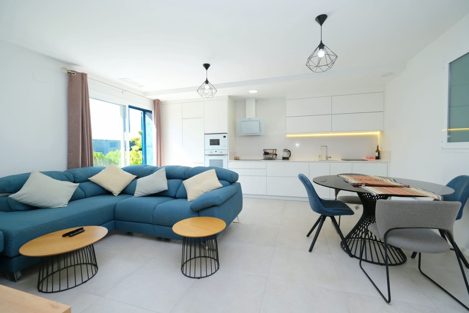 2 bedroom Apartment for sale in Playa Flamenca with pool - € 249,995 (Ref: 9703297)