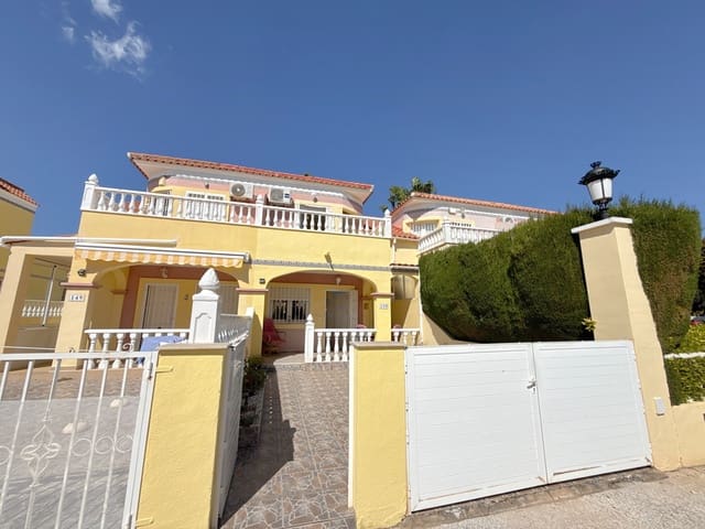 Casa de 3 habitaciones en Cabo Roig, Orihuela en venta con piscina - 229.950 € (Ref: 9703305)