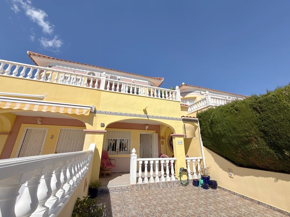 3 bedroom Townhouse for sale in Cabo Roig with pool - € 229,950 (Ref: 9703305)