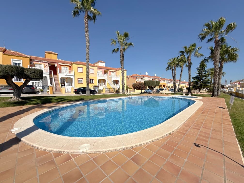 3 bedroom Townhouse for sale in Cabo Roig with pool - € 229,950 (Ref: 9703305)