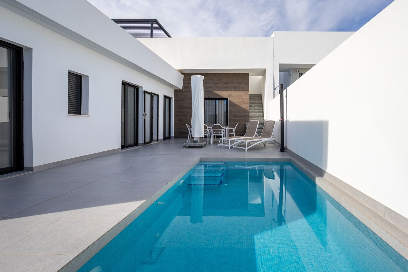 3 chambre Villa/Maison à vendre à Roldan avec piscine - 299 000 € (Ref: 9726281)