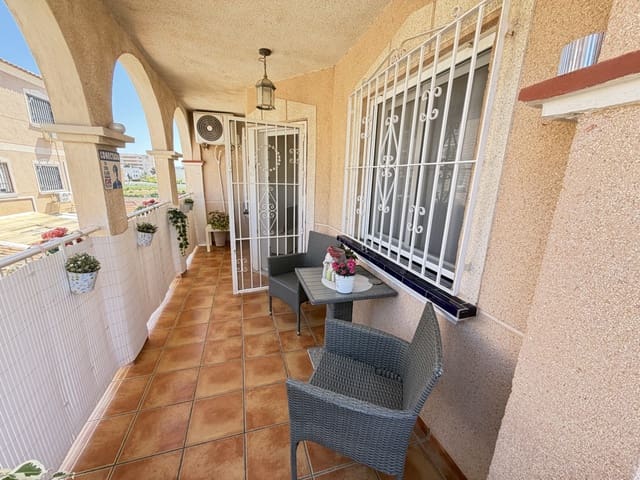 3 sypialnia Penthouse na sprzedaż w La Zenia, Orihuela z basenem - 189 995 € (Ref: 9726282)
