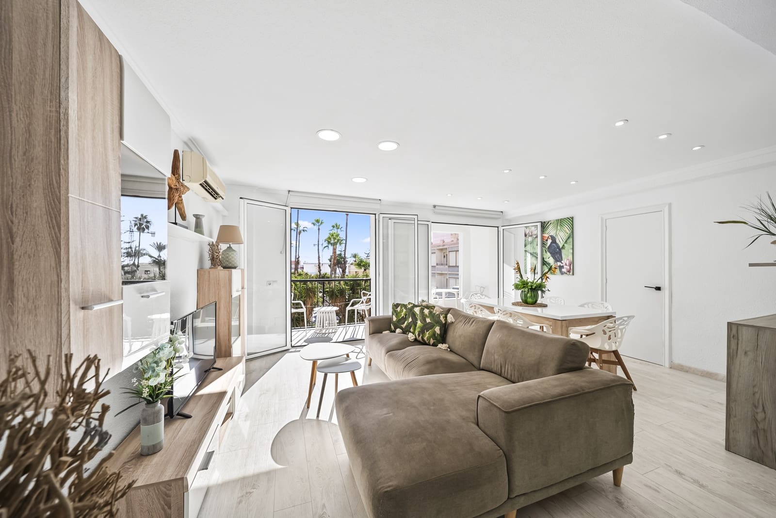 2 soveværelse Lejlighed til salg i Torrevieja - € 265.000 (Ref: 9728463)