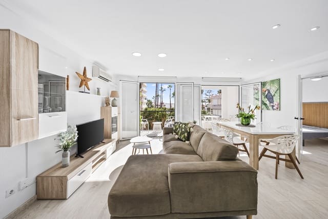 2 soveværelse Lejlighed til salg i Puerto Deportivo, Torrevieja - € 265.000 (Ref: 9728463)