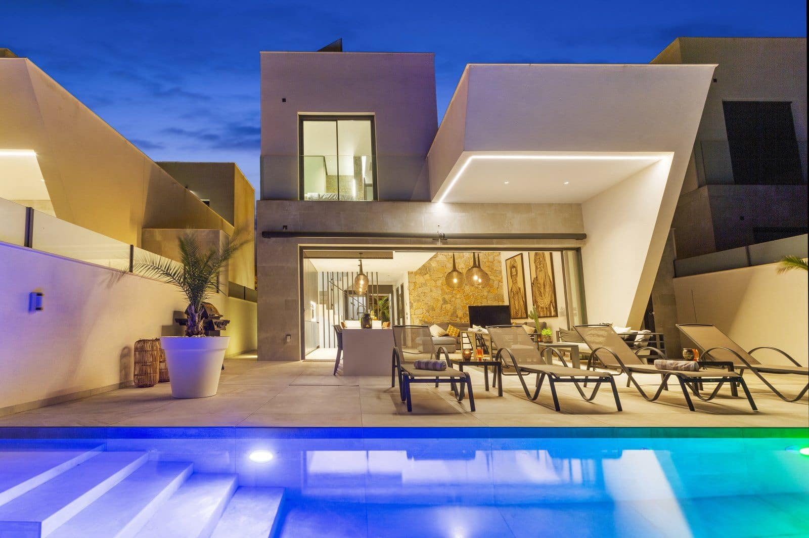 4 bedroom Villa for sale in Ciudad Quesada with pool garage - € 769,000 (Ref: 9728464)