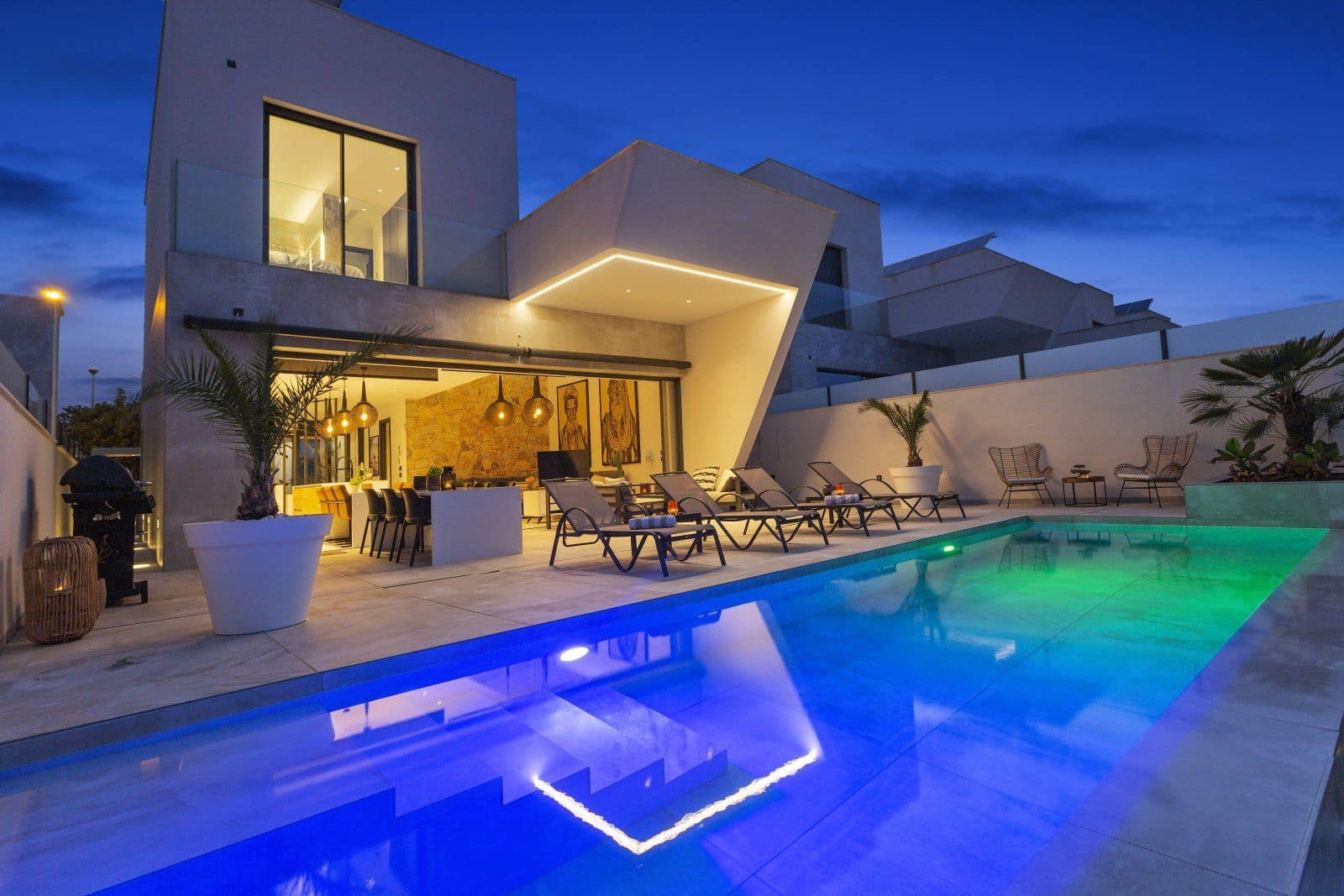 4 bedroom Villa for sale in Ciudad Quesada with pool garage - € 769,000 (Ref: 9728464)