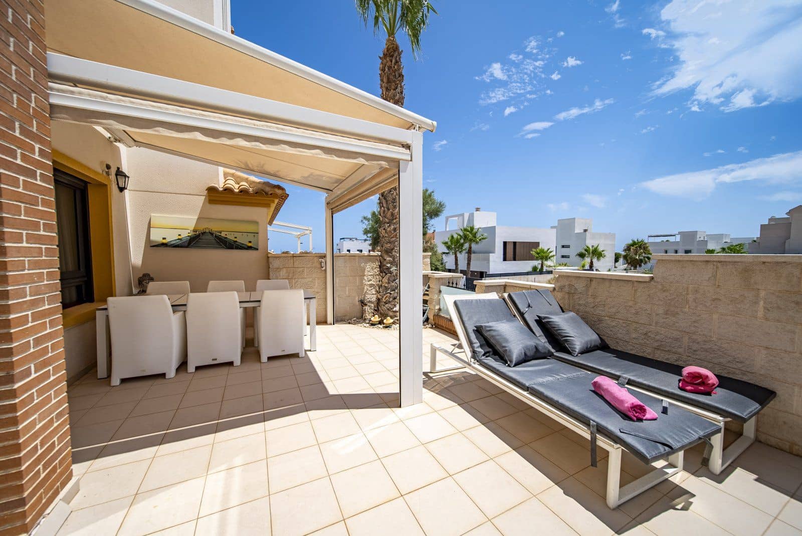 2 chambre Appartement à vendre à Guardamar del Segura avec piscine garage - 260 000 € (Ref: 9728465)