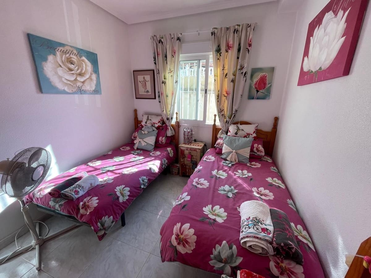 3 sypialnia Dom na sprzedaż w Ciudad Quesada z basenem - 179 900 € (Ref: 9729497)