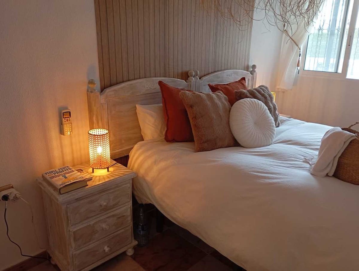 2 bedroom Apartment for sale in Villamartin with pool - € 149,995 (Ref: 9729499)