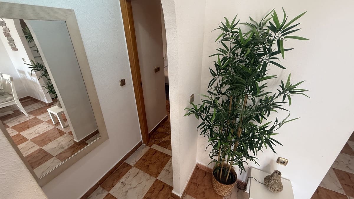 2 bedroom Apartment for sale in Villamartin with pool - € 149,995 (Ref: 9729499)