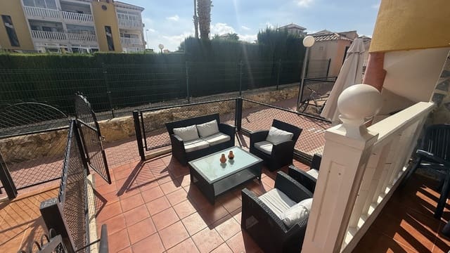 Apartamento de 2 habitaciones en Villamartin, Orihuela en venta con piscina - 149.995 € (Ref: 9729499)