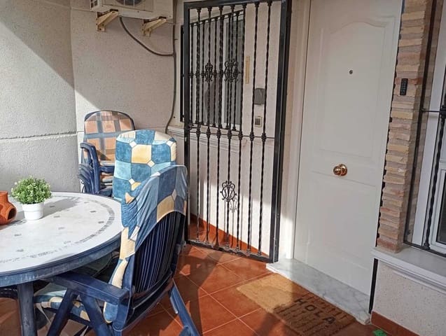 Apartamento de 2 habitaciones en Villamartin, Orihuela en venta con piscina - 149.995 € (Ref: 9729499)