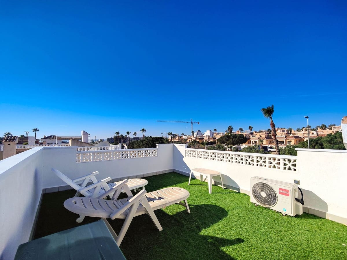 2 sypialnia Dom na sprzedaż w Ciudad Quesada z basenem - 249 000 € (Ref: 9729504)