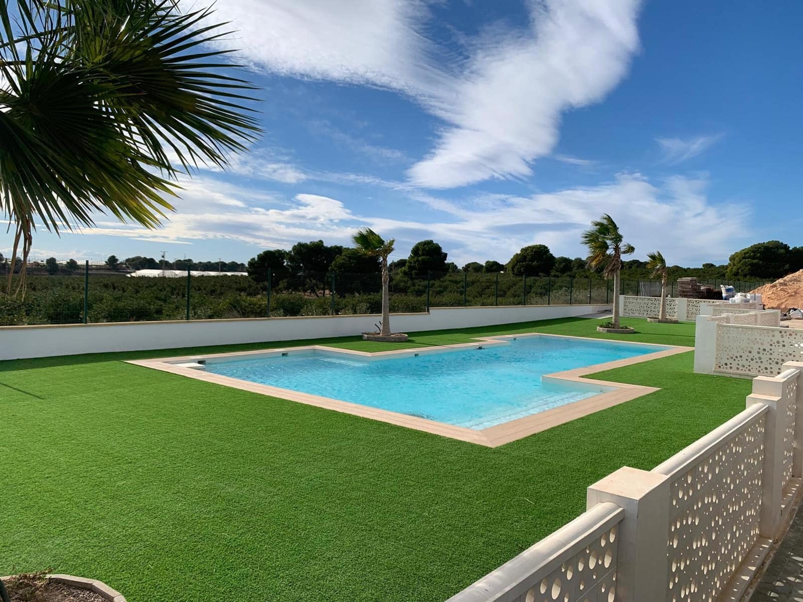 Chalet de 3 habitaciones en Pilar de la Horadada en venta con piscina garaje - 399.000 € (Ref: 9729541)
