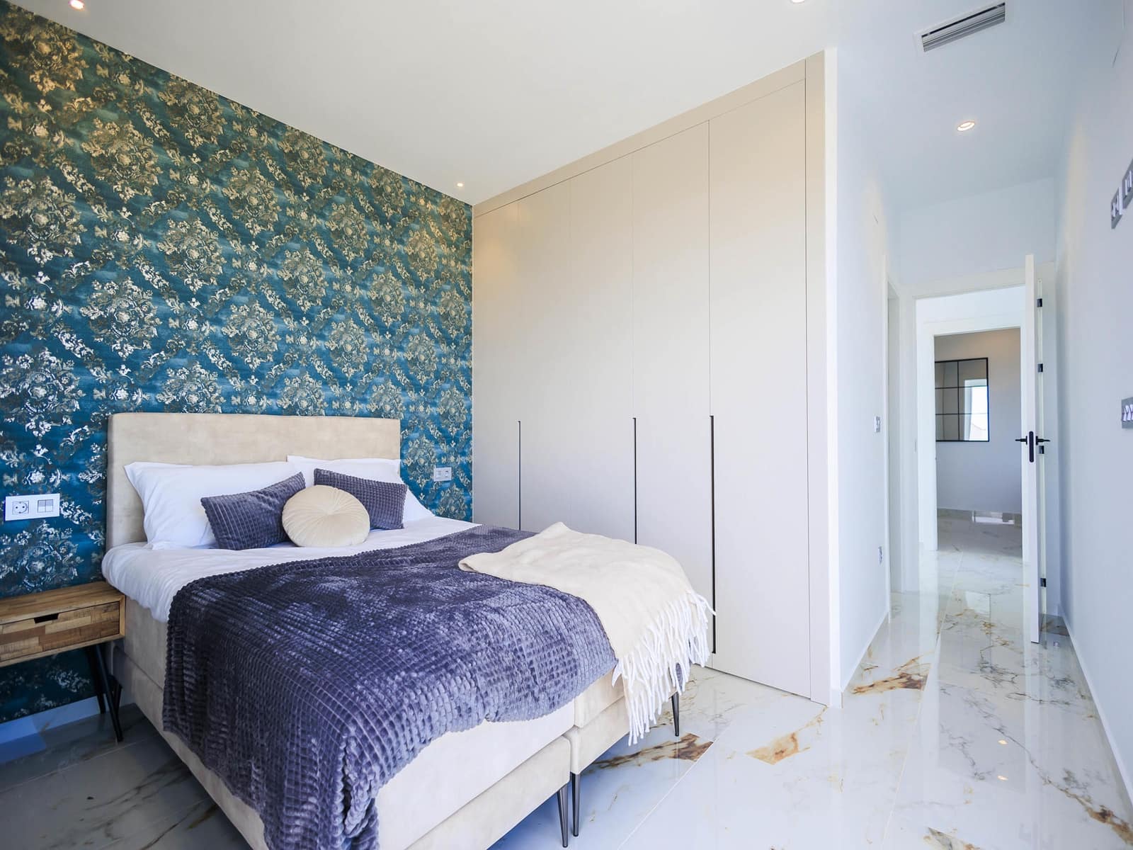 Chalet de 3 habitaciones en Pilar de la Horadada en venta con piscina garaje - 399.000 € (Ref: 9729541)