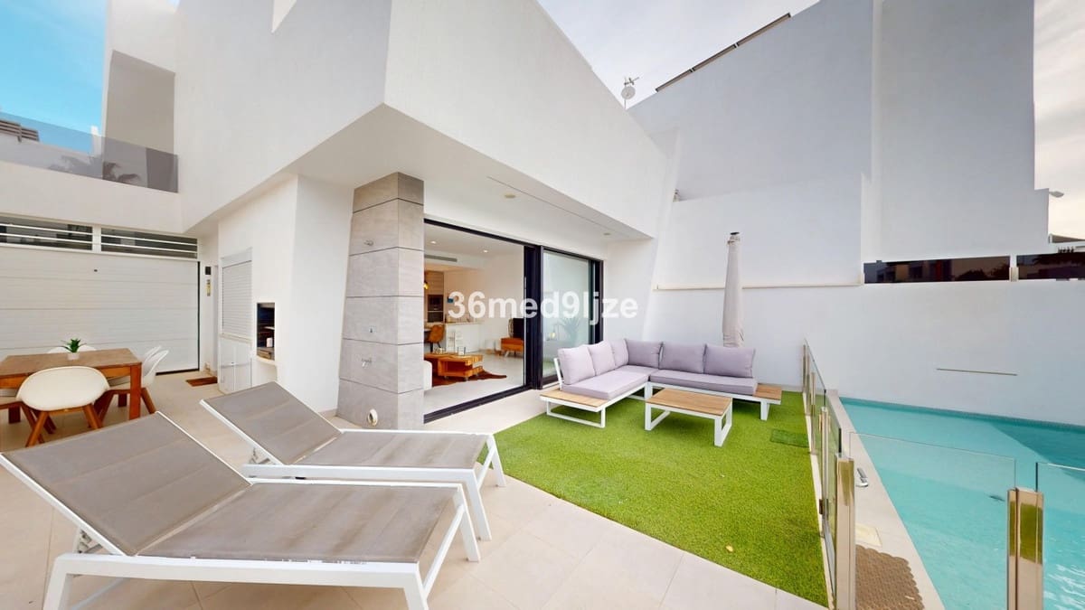 3 quarto Moradia para venda em Santiago de la Ribera com piscina garagem - 384 000 € (Ref: 9729542)