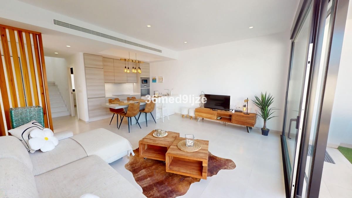 3 quarto Moradia para venda em Santiago de la Ribera com piscina garagem - 384 000 € (Ref: 9729542)