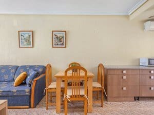 Casa de 2 habitaciones en Villamartin en venta con piscina - 185.000 € (Ref: 9755253)